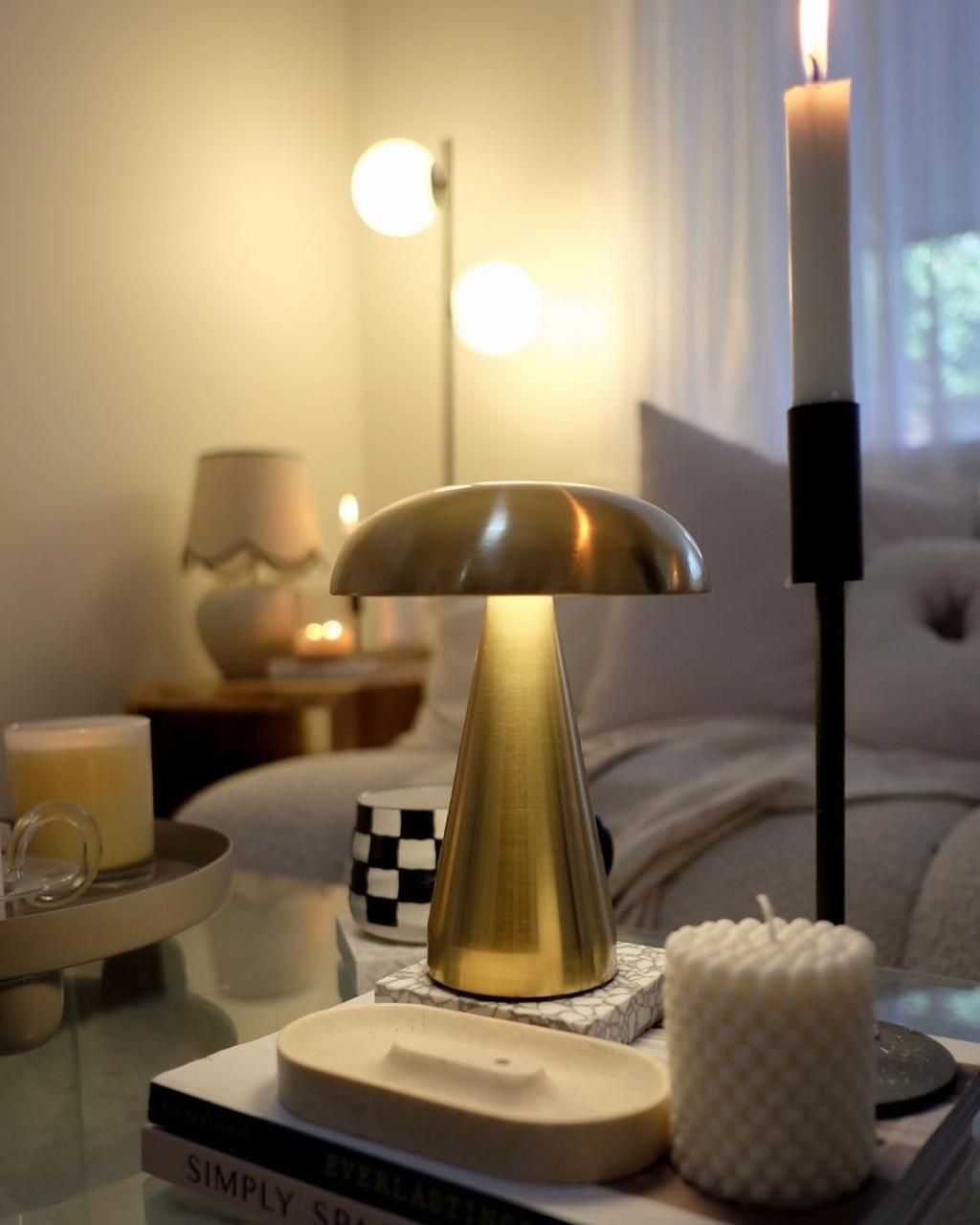 Metal Mushroom Lamp